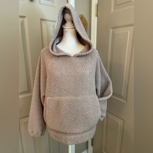 American Eagle teddy pullover Sherpa fleece hoodie  in a dusty pink/mauve. Sz S.